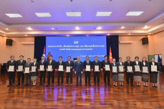 Lao Foreign Ministry Appoints Consuls General, Promotes 143 Officials